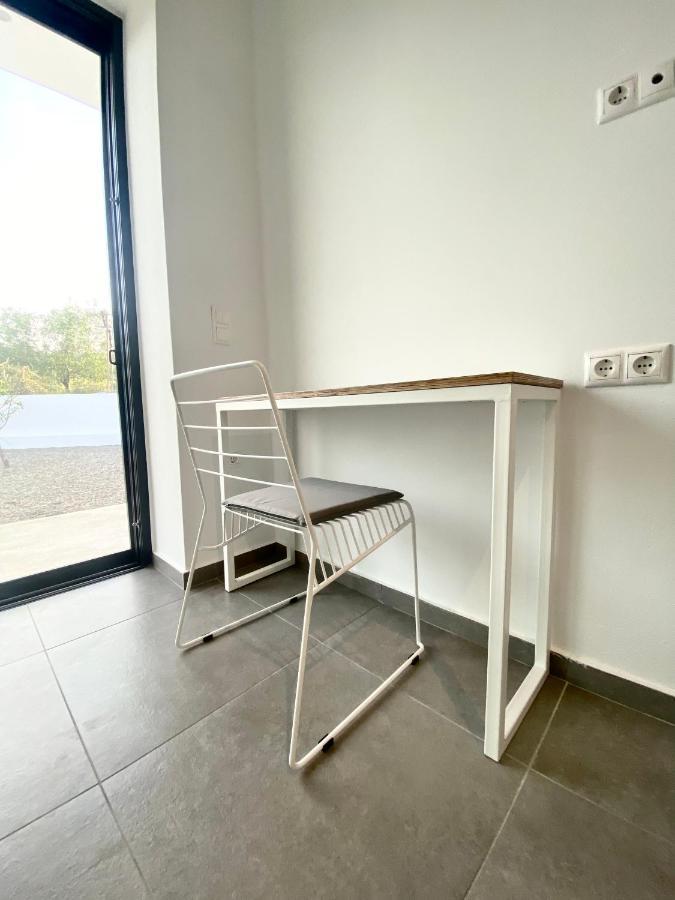 Lefko Apartments Tavronitis Esterno foto